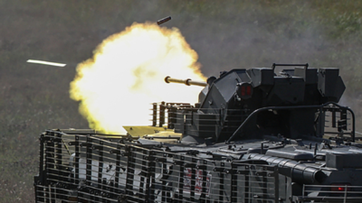Минобороны: русские бойцы поразили более ста украинских военных и восемь бронемашин