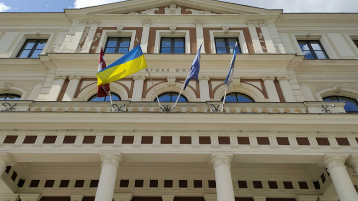 Побег с Украины за умеренную плату: Депутат от партии Зеленского попалась на взятке