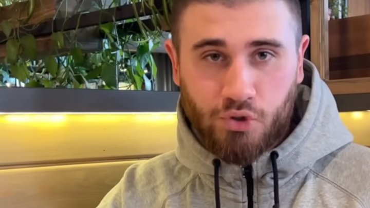 Сбежавшего в Грузию блогера Лазутина горячо встретили в России: Хоть рисуй график трусости