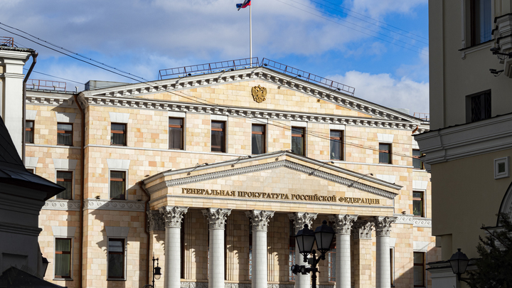 Автор Вечернего Урганта попал в поле зрения Генпрокуратуры за глумление над терактом в СПб