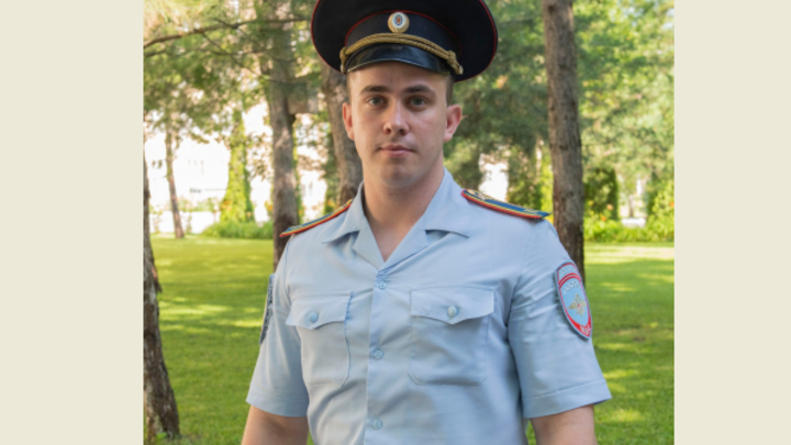 Курсант Краснодарского университета МВД обезвредил преступника, ранившего ножом прохожего