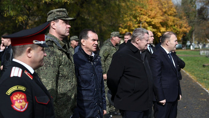 Губернатор Кубани проверил условия подготовки мобилизованных