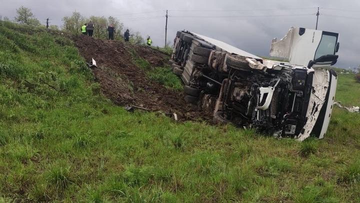 По факту ДТП с пятью погибшими в Самарской области возбуждено уголовное дело