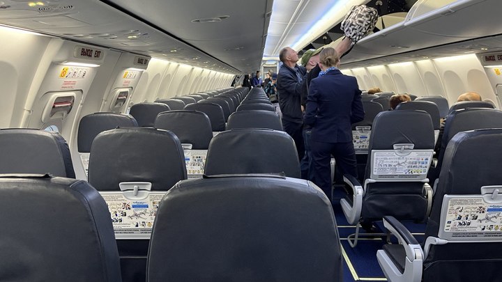 У самолёта, летевшего из Сочи в Уфу, треснуло лобовое стекло