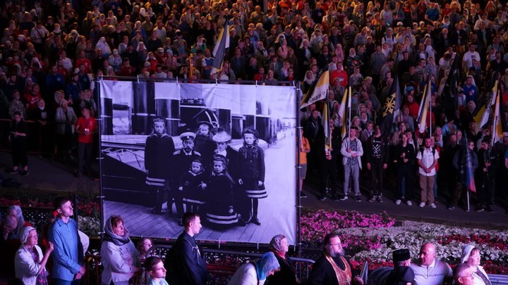 Самая скорбная ночь в русской истории - часть пути к возрождению России