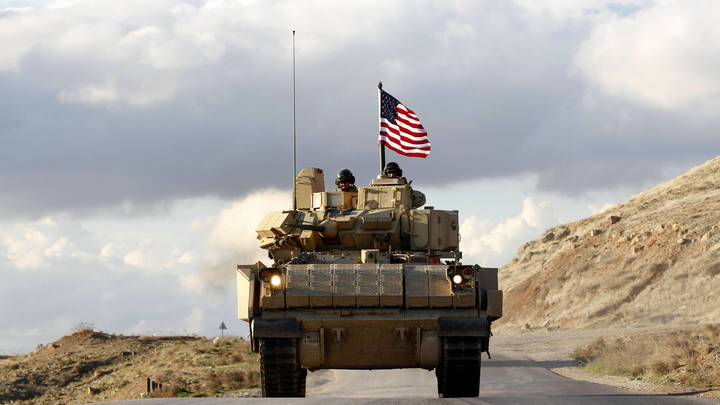 Военным США напомнили, кто хозяин в Сирии: Американцам пришлось отправиться восвояси