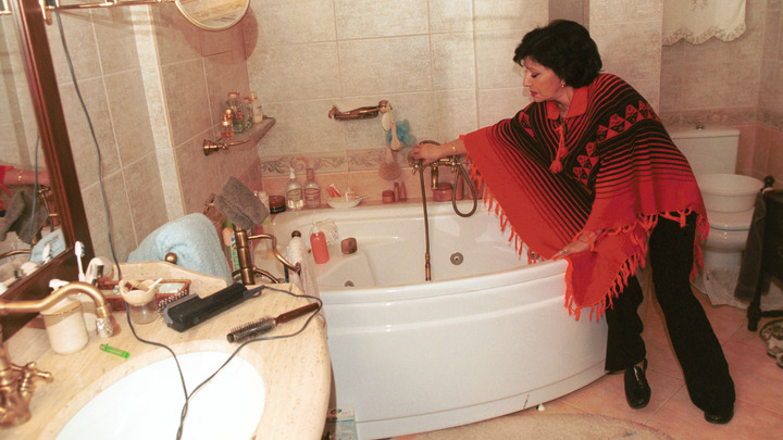 В двух районах Краснодара продлили отключение горячей воды - в Комсомольском и Черемушках