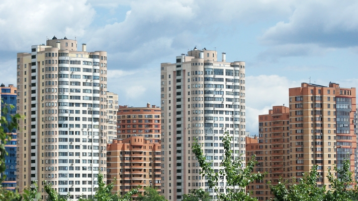 В Иркутске во дворе дома обнаружили труп трехлетнего мальчика