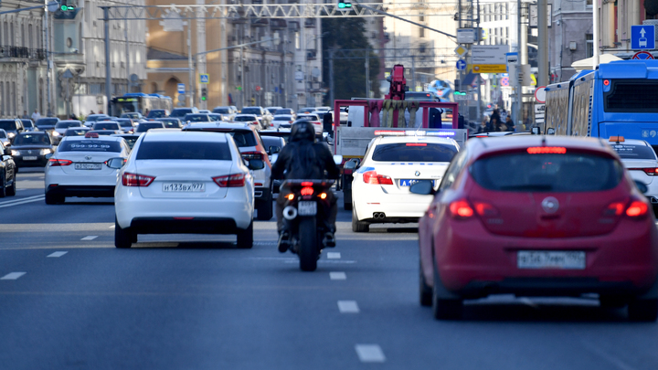 В Москве байкерам предложили прекратить поездки по городу до весны