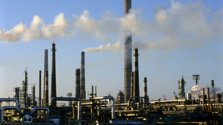 Европе пора услышать: После Катара предупреждение о русской нефти вынесли ОАЭ