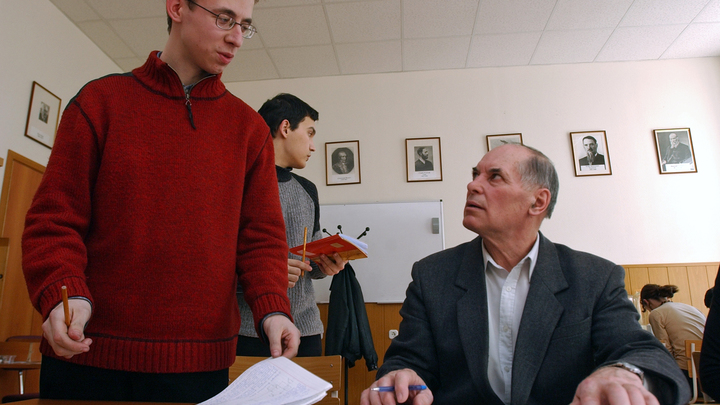 Во валит, гад! Вопрос на экзамене возмутил студента