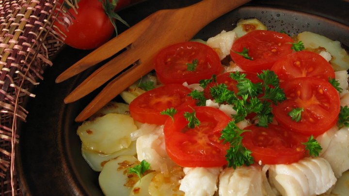 Возьмите картофель и бутылку: Никто не догадается, как сделана эта закуска