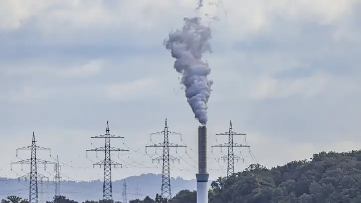 Русские ученые нашли дешевый способ превратить CO₂ в компоненты топлива