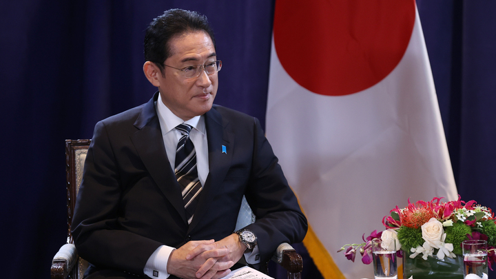 Вопрос длиной почти в 80 лет: Премьер Японии сделал заявление о мирном договоре с Россией