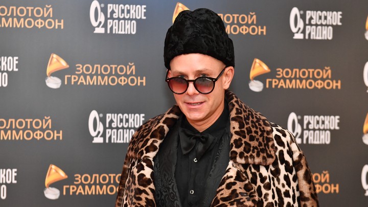Известный певец из Новосибирска Митя Фомин показал свой загородный дом