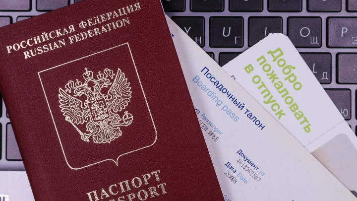 Житель Новосибирска не смог вовремя улететь на Пхукет и отсудил у МВД полмиллиона рублей