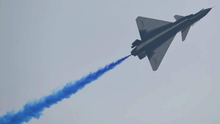 Такой воздушный бой случился впервые в истории: Уничтожен француз. Трагедия - в Токио