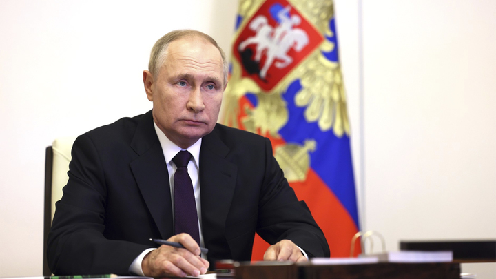 Путин наградил погибших в Кабуле российских дипломатов посмертно