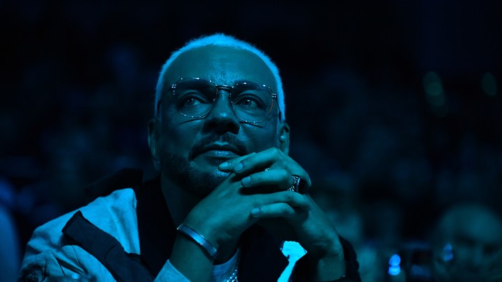 Устали от отмытого Киркорова? У нас плохая новость: Теперь он снял корону и замаскировался