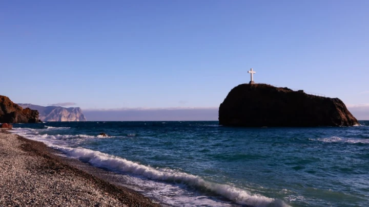 Планы Трампа раскрыты: Санкции с Крыма снять, превратить в международный курорт – Херш