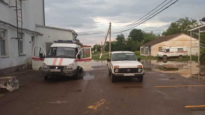 В посёлке Ильском после ливня вода зашла в 20 домов