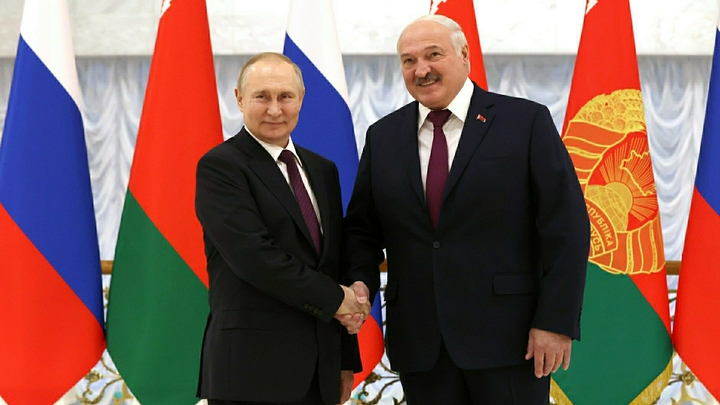 Путин и Лукашенко провели внеплановые телефонные переговоры