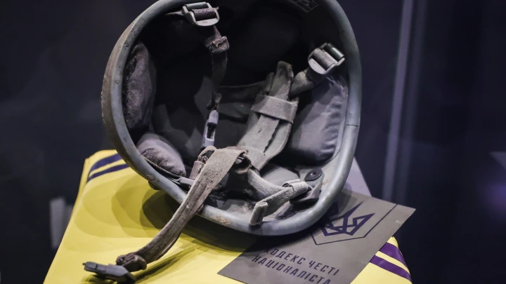 Потеряли технику, позиции и даже спавшему в кустах боевику по башке сапогом настучали: провальный день ВСУ в зоне СВО 15 октября