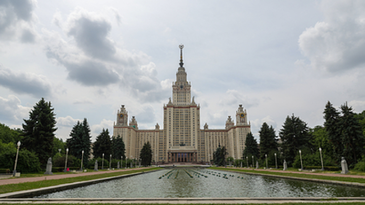 Студенты МГУ принесли на пары свои обогреватели: почему мёрзнут учащающиеся лучшего вуза страны