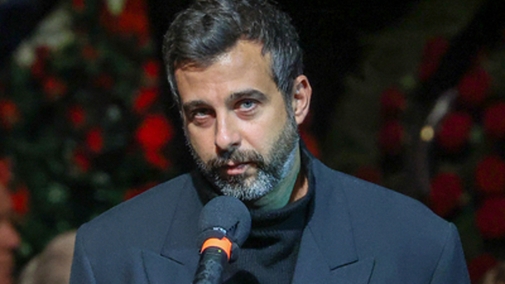 Активист Виталий Бородин требует запретить фильм в котором снялся Иван Ургант