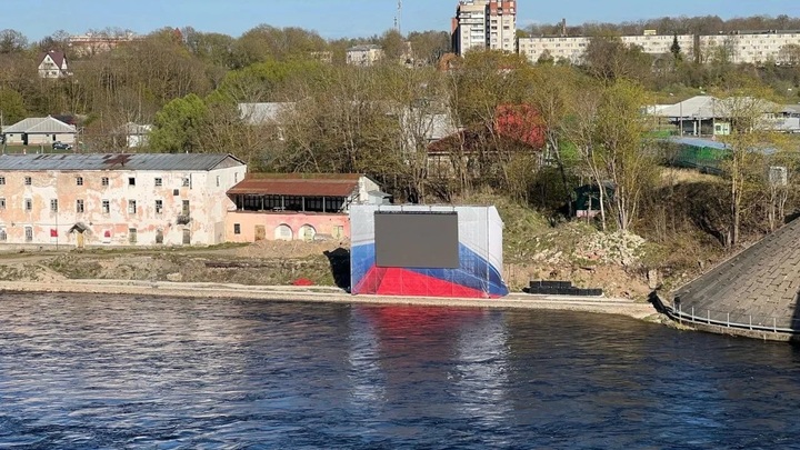 В Ленобласти устроили для Эстонии принудительный концерт ко Дню Победы