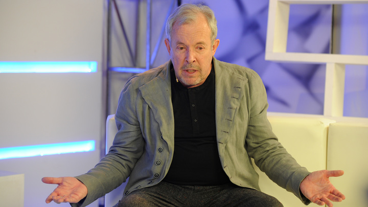 Спустя год Макаревич* ещё раз оправдался за гадости в адрес русских: Я как художник