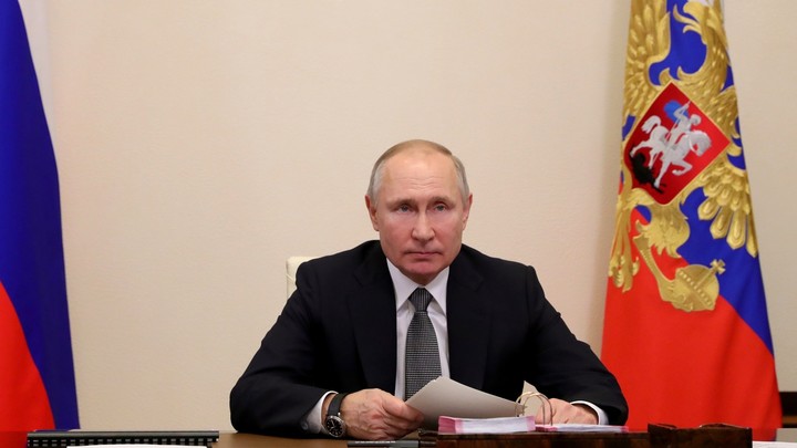 В чём фокус?: Путин устроил министру науки экзамен, обсуждая зарплаты учёных