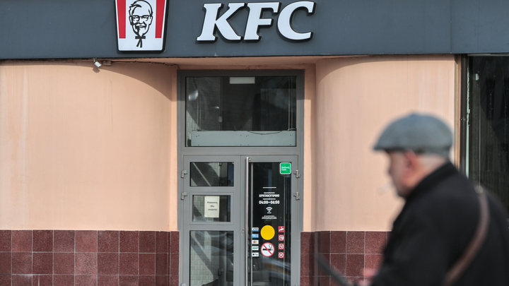 Немецкий KFC окрасился в коричневые цвета. Неудобный пост удалили через час