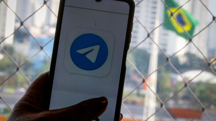 Сбои в работе Telegram в Москве и Питере - сервера мессенджера оказались перегруженными