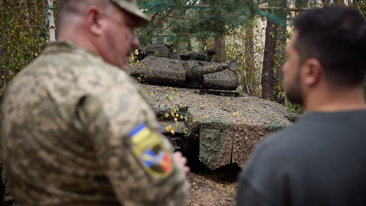 Украинские солдаты отказываются выполнять приказы Зеленского — Time
