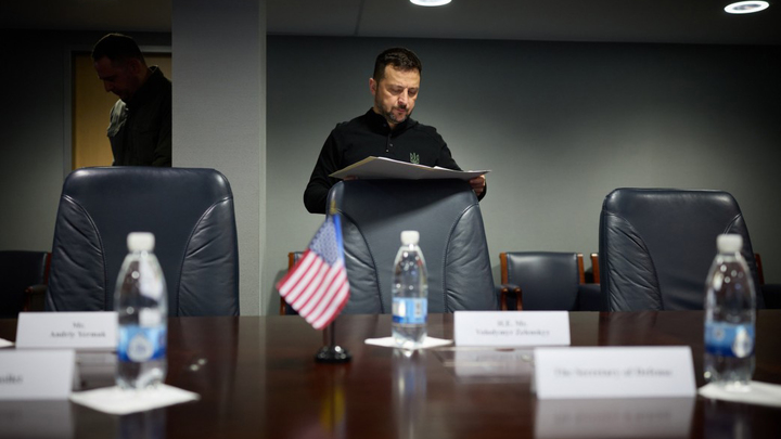 Этого никто не потерпит. Украину ждёт переворот, если Зеленский откажется от выборов