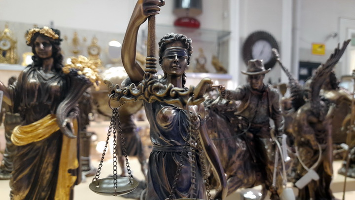 В Прикамье осудят мужчину, чье оружие хранила пожилая гадалка
