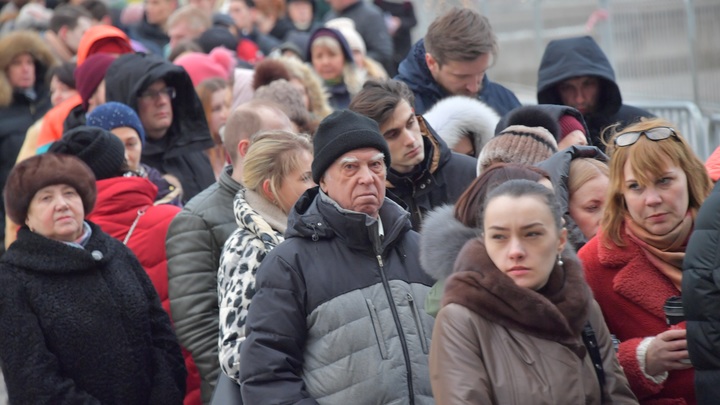 Толпа без масок образовалась на проходной саровского ВНИИЭФ