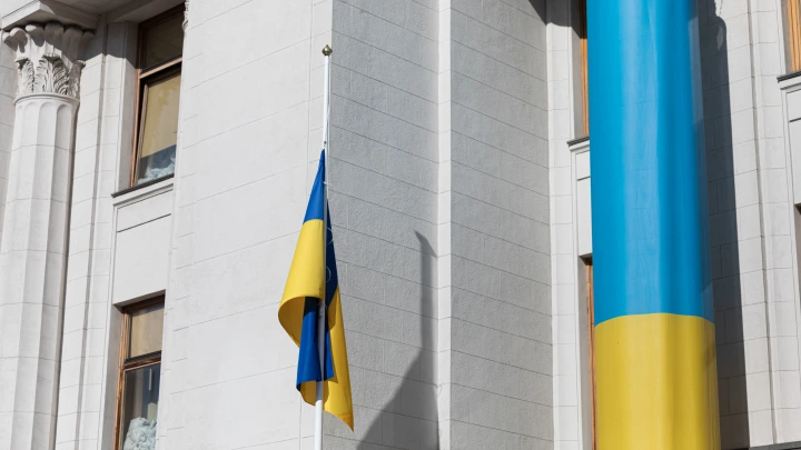 УНИАН: В Верховной Раде отрицают поражение Украины в конфликте и попытки диктовать условия