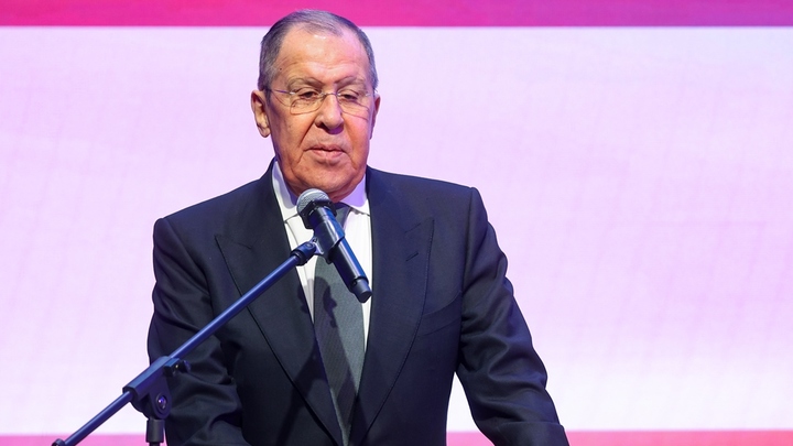 Что сказал Лавров, когда ему наступили на ногу? МИД России озвучил правильный ответ