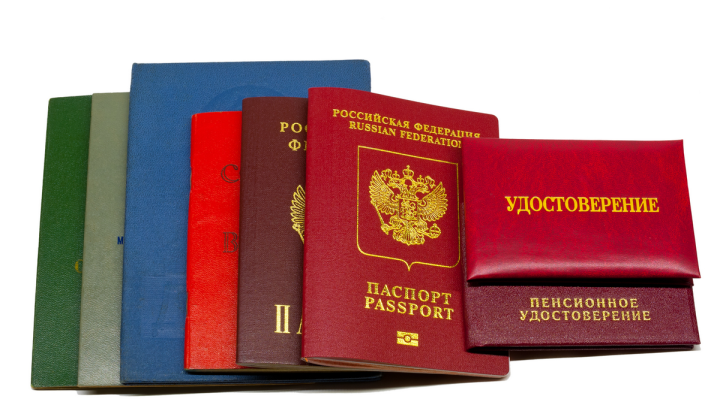 Хранить всю жизнь: Какие документы страшно потерять и почти невозможно восстановить