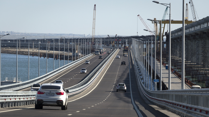Ситуация на Крымском мосту 12 августа 2023: атака украинскими ракетами