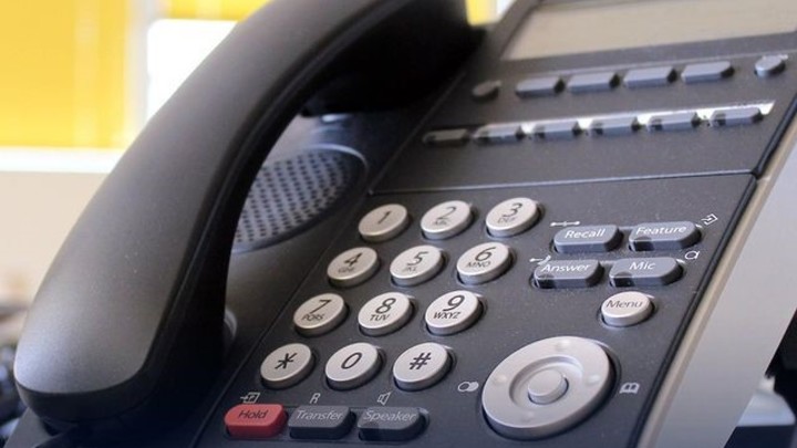 Куда звонить: В Краснодаре опубликовали телефоны дежурных служб