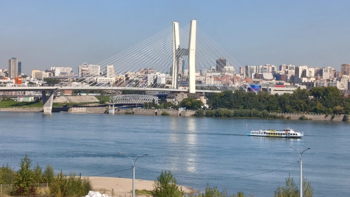 Губернатор Травников назвал сроки открытия движения по четвёртому мосту в Новосибирске