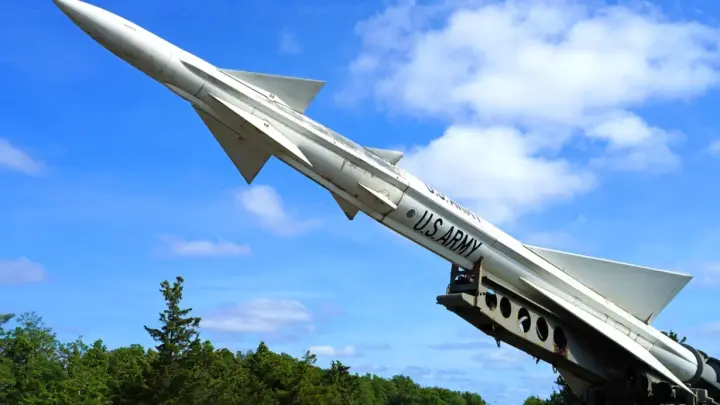 Военный эксперт: США думают о о практическом применении ядерного оружия