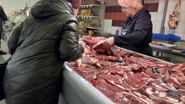 В Новосибирске перечислили продукты, которые заметно подорожают в 2024 году