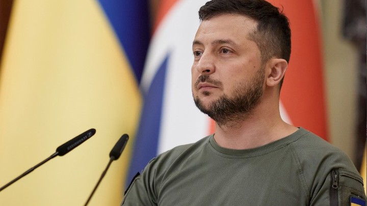 Владимир Зеленский надоел даже папе римскому - источник