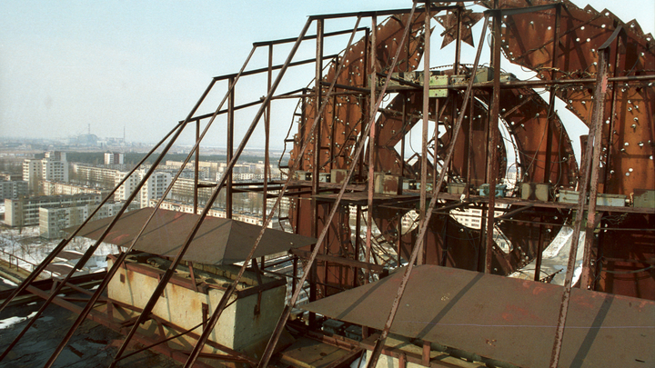 Горбачёв отправил людей на праздник под радиоактивный дождь. Хроники Чернобыля