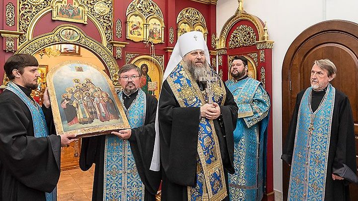 Новосибирску подарили уникальную Феодоровскую икону Божией Матери