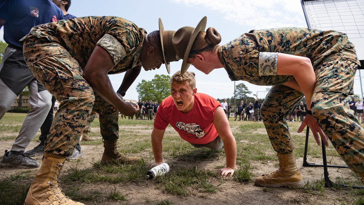 Только не сдавайтесь русским: NBC рассекретил инструкции иностранных наёмников
